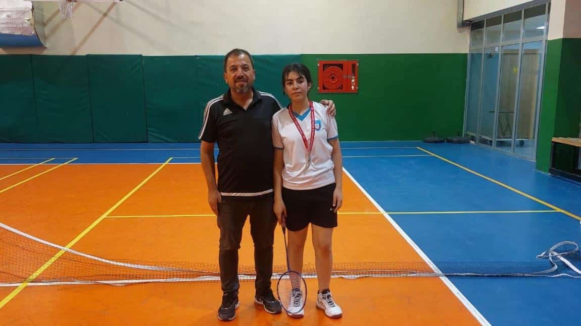 Badmintonda İl İkincisi 